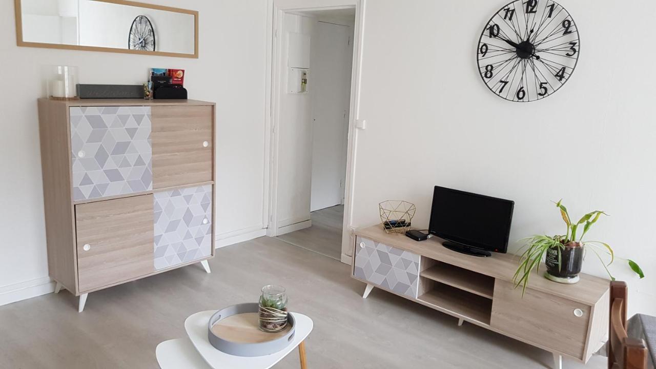 Appartement Avec Jardin Hyper Entre Valenciennes Buitenkant foto